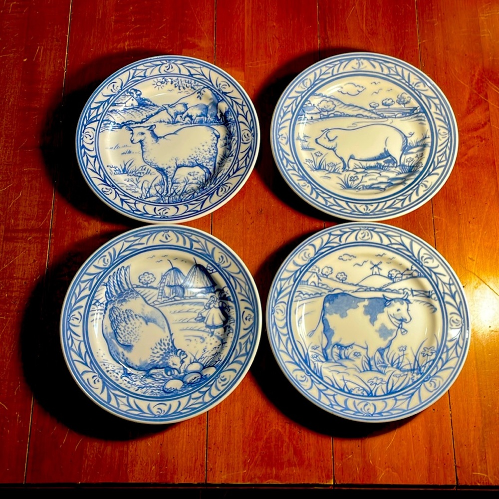WILLIAMS-SONOMA Brittany plates VINTAGE.